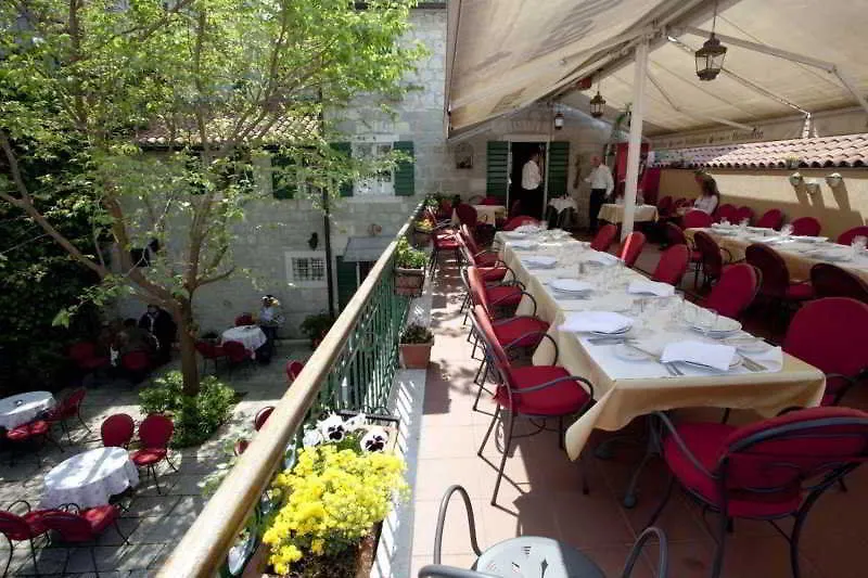 Apartment Villa Veli Varos Split