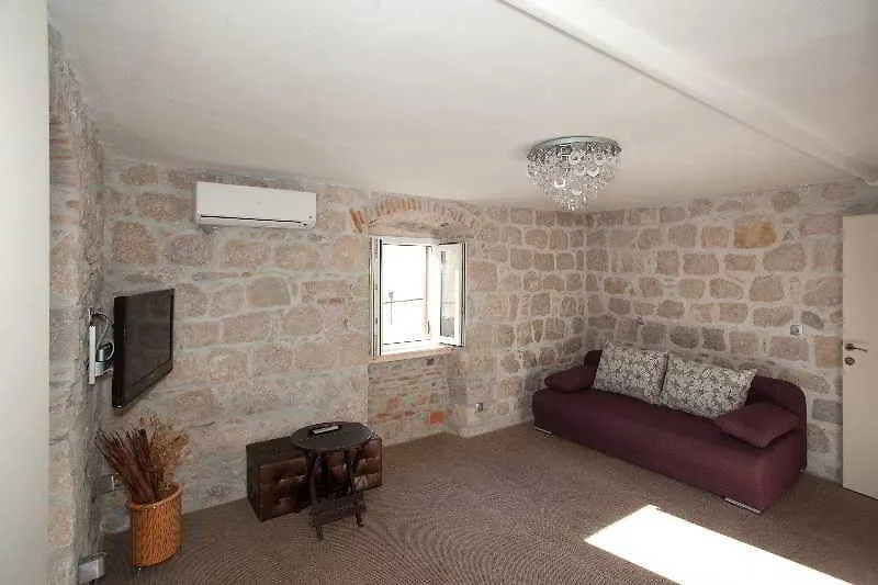 Apartment Villa Veli Varos Split